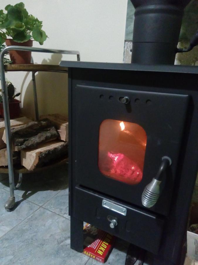 Гостевой Дом У Снежаны Provadiya Esterno foto